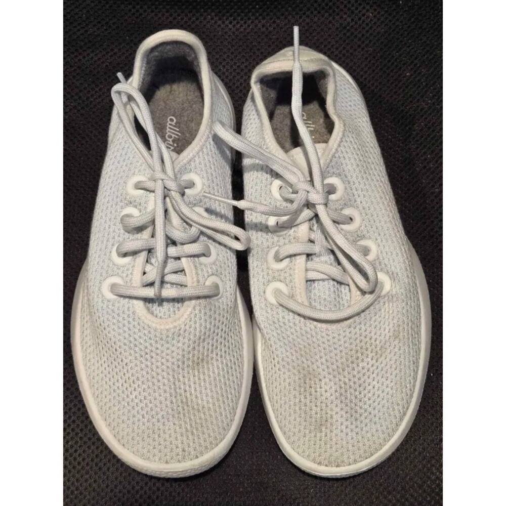 EUC Allbirds Tree Runners Light Blue Womens Size 8 - Picture 2 of 3